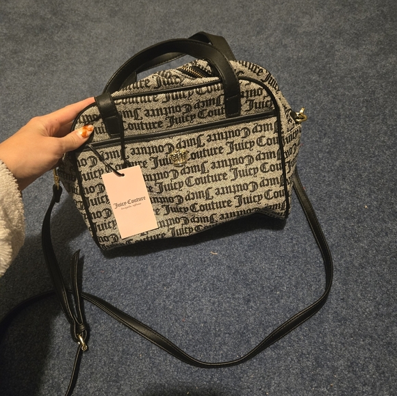 Juicy Couture Black and Gold Handbag - Picture 1 of 8